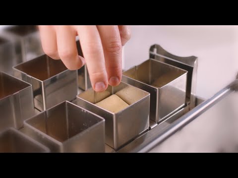 Croissant Mold Mini Cube Geometric Pavoni | Zucchero Canada